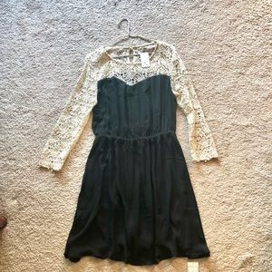 Jealous tomato black dress with white lace SIZE L